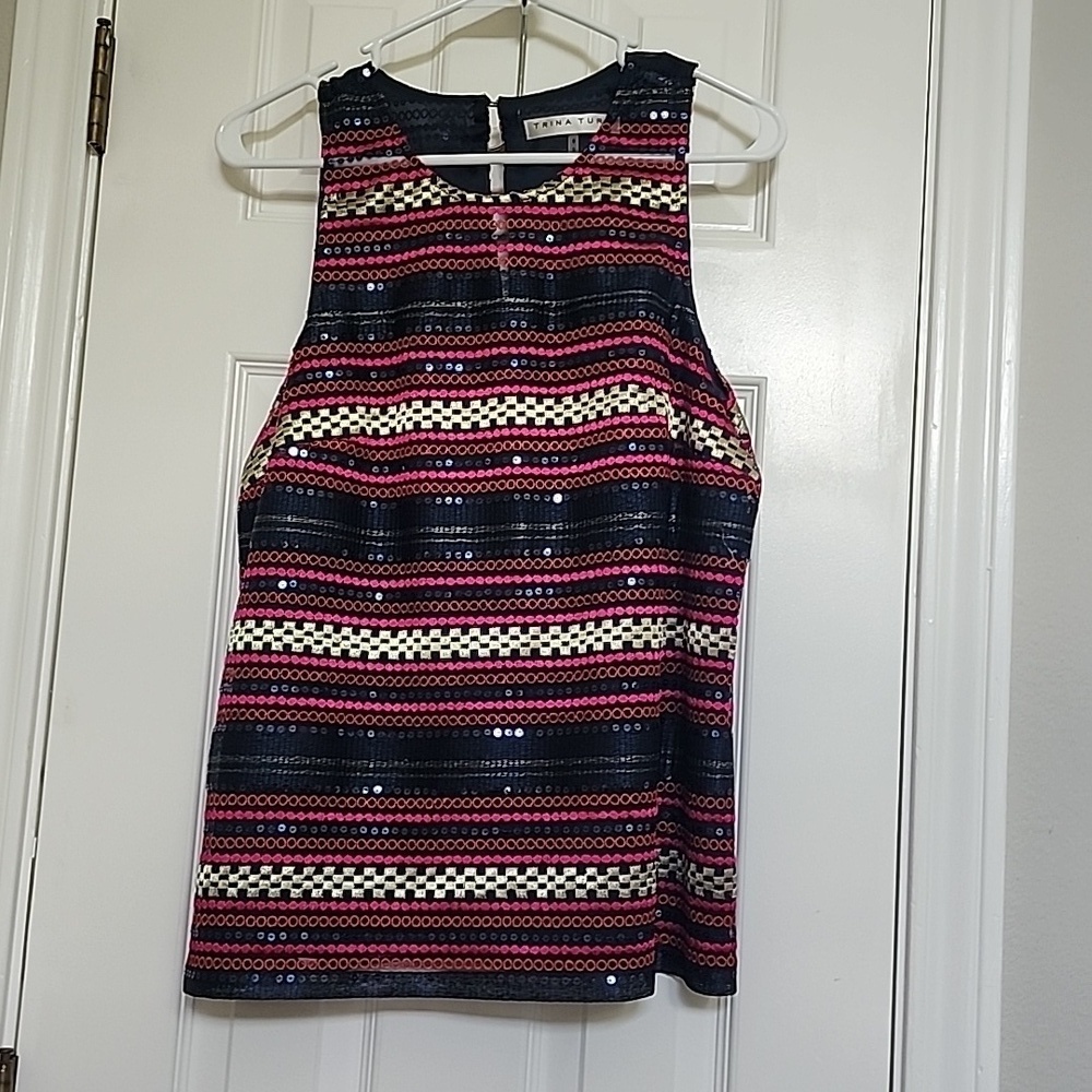 Trina Turk Aracari Sequin Embroidered Sleeveless Blouse Tank Sleeveless Size 8‌ - Picture 3 of 10